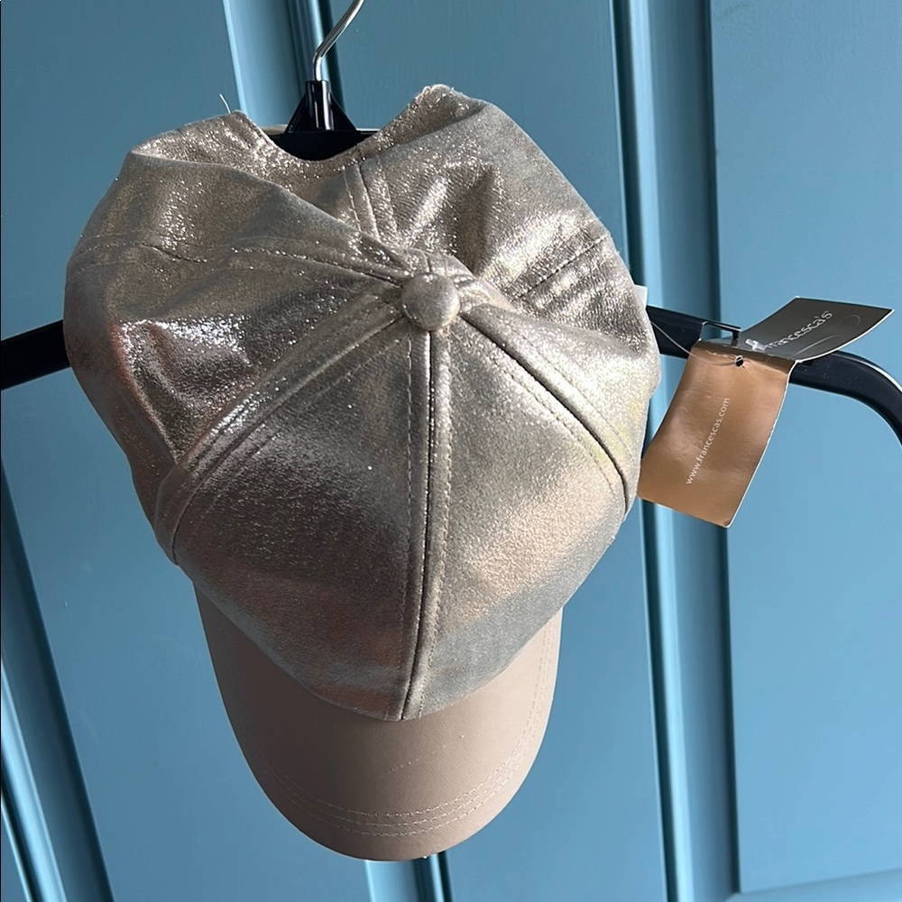 Francesca's Collections Silver Hat Shimmery Satin Finish